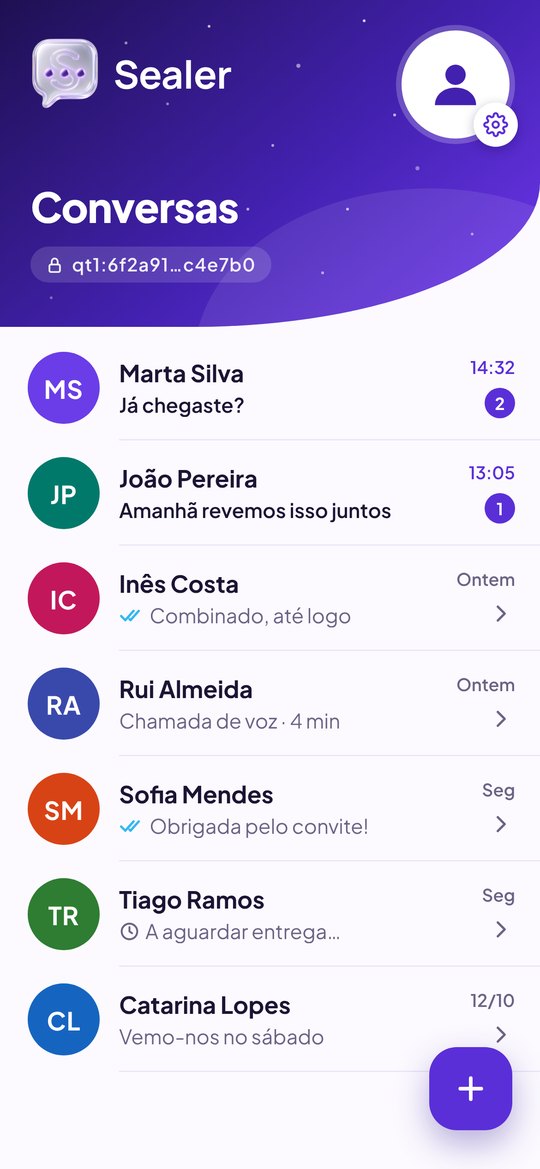 Ecrã inicial da SEALER: cabeçalho roxo com o logo, a foto de perfil e o ID abreviado, e a lista de conversas.